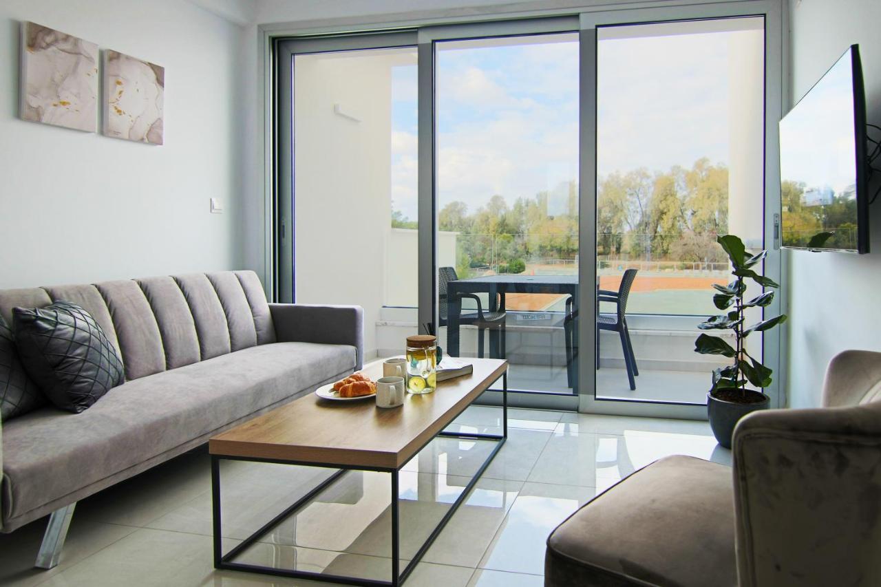 Апартаменты Phaedrus Living - Seaside Executive Flat Harbour 204 Пафос Экстерьер фото